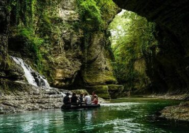 Martvili canyon in Georgia tour