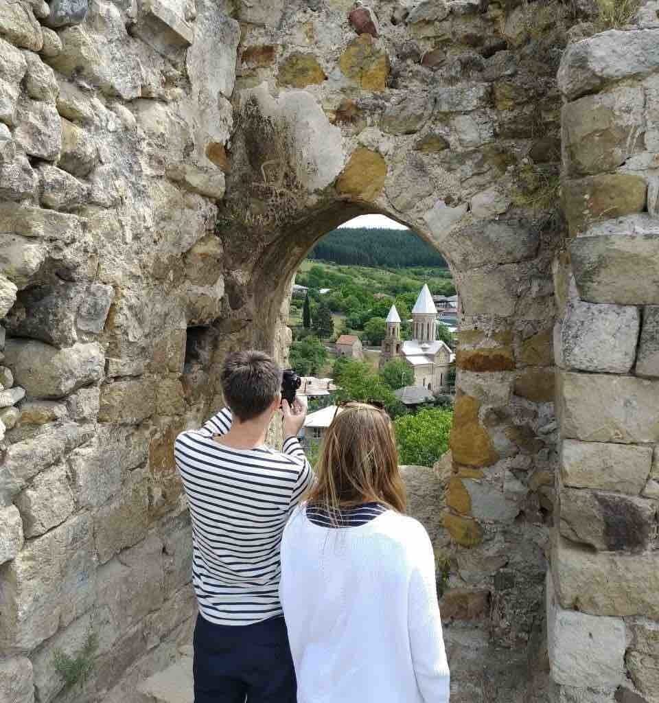 tourists in Georgia near Surami fortress