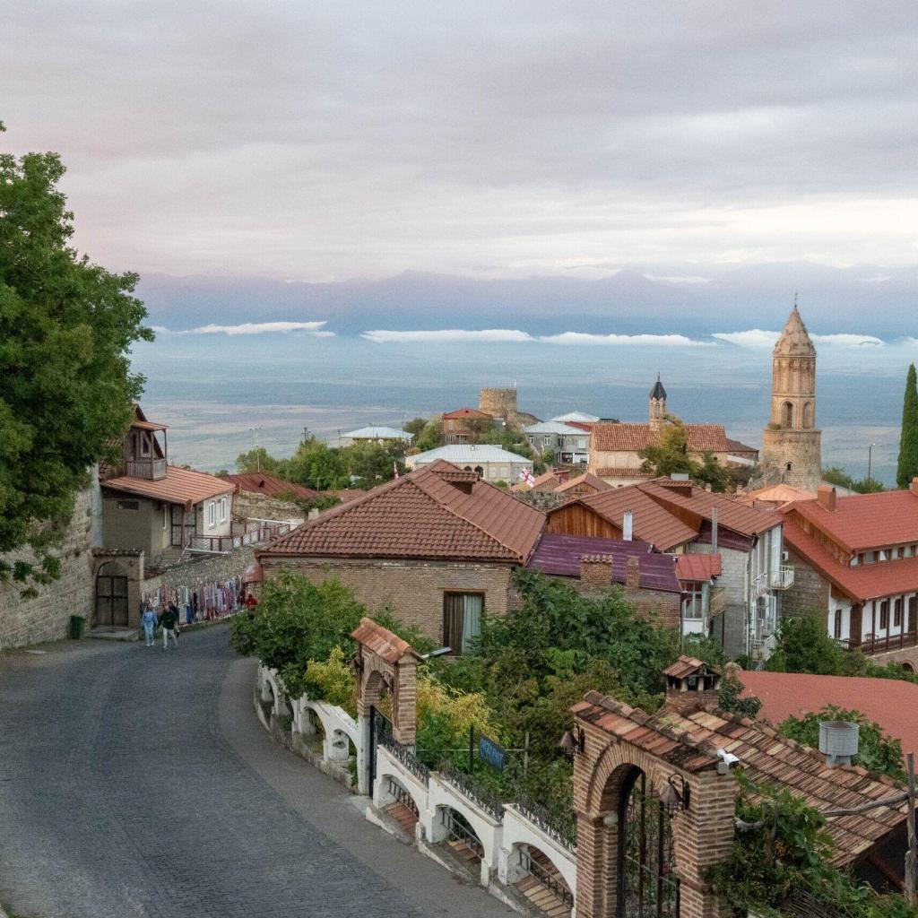 Image of Sighnaghi town in Georgia, view on Alazani valley